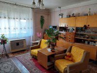 Eladó családi ház, Nagykőrösön 24 M Ft, 2 szobás