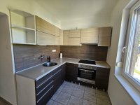 Kiadó téglalakás, albérlet, Csornán 150 E Ft / hó, 2 szobás