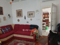 Eladó családi ház, Veszprémben 125 M Ft, 7 szobás