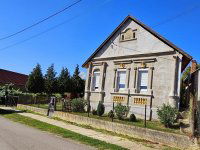 Eladó családi ház, Baksán 51.99 M Ft, 4 szobás