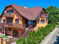 Eladó családi ház, Vácrátóton 119.99 M Ft, 7 szobás