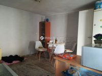 Eladó családi ház, Pécsett 46.9 M Ft, 3 szobás