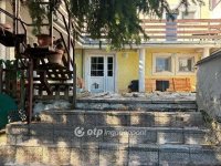 Eladó családi ház, Pécsett 89.9 M Ft, 4 szobás