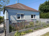 Eladó családi ház, Barbacson 32 M Ft, 3 szobás