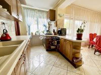 Eladó családi ház, XVIII. kerületben 145 M Ft, 5 szobás