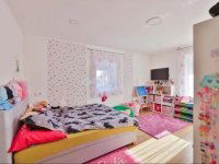 Eladó családi ház, Pécsett 96.5 M Ft, 3 szobás