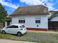 Eladó családi ház, Szekszárdon, Bethlen Gábor utcában 22 M Ft