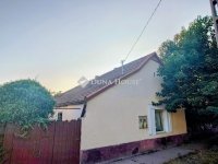 Eladó családi ház, Monoron 43.5 M Ft, 4 szobás