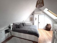 Eladó téglalakás, Pécsett 81.5 M Ft, 4 szobás