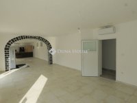 Eladó üzlethelyiség, Zalaszentivánon 130 M Ft, 2 szobás