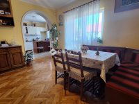 Eladó családi ház, Székesfehérvárott 131 M Ft, 6 szobás