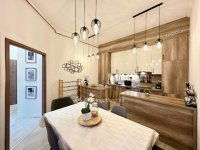 Eladó téglalakás, VI. kerületben 114.9 M Ft, 3 szobás