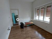 Eladó téglalakás, Baján 37.99 M Ft, 2 szobás