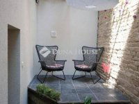 Eladó téglalakás, VI. kerületben 49.5 M Ft, 2 szobás