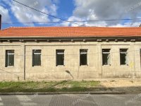 Eladó téglalakás, Kiskunfélegyházán 49.9 M Ft, 2 szobás