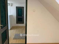 Eladó családi ház, Felsőpakonyban 109.8 M Ft, 6+1 szobás