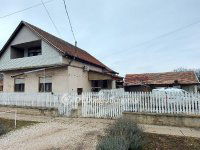 Eladó családi ház, Tiszaföldváron 42.99 M Ft, 4 szobás