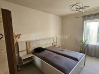 Eladó családi ház, Szegeden 29 M Ft, 2 szobás