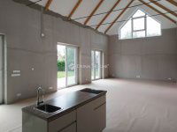 Eladó családi ház, Sukorón 269 M Ft, 7 szobás