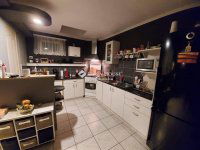 Eladó családi ház, Sárisápon 39.9 M Ft, 4 szobás