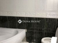 Eladó téglalakás, V. kerületben 132 M Ft, 2 szobás