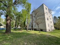 Eladó téglalakás, Almásfüzitőn 33.7 M Ft, 1 szobás