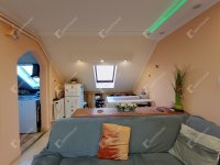 Eladó családi ház, Sopronban 120 M Ft, 7 szobás