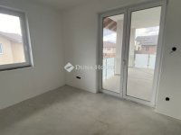 Eladó téglalakás, Dunaharasztin 70.905 M Ft, 2 szobás