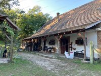 Eladó üzlethelyiség, Tatabányán 140 M Ft, 3 szobás