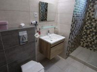 Eladó családi ház, Balatonfüreden 649.9 M Ft, 14+2 szobás