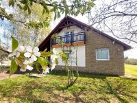 Eladó nyaraló, Balatonszárszón 129 M Ft, 4 szobás