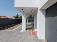 Eladó családi ház, Debrecenben 230 M Ft, 5 szobás