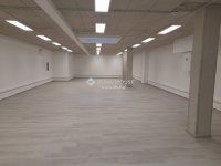 Kiadó üzlethelyiség