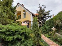 Eladó családi ház, Szegeden 199.9 M Ft, 6 szobás