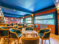 Eladó üzlethelyiség