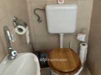 Eladó családi ház, Pécsett 89.9 M Ft, 4 szobás