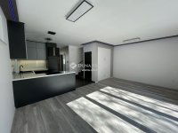 Eladó családi ház, Vecsésen 119.9 M Ft, 5 szobás