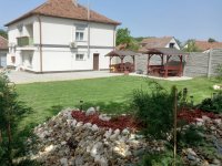 Eladó családi ház, Szegeden 127.5 M Ft, 4 szobás