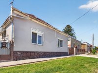 Eladó családi ház, Dadon 59 M Ft, 3 szobás