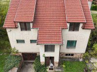 Eladó családi ház, Székesfehérvárott 107.9 M Ft, 6 szobás