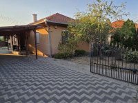 Eladó családi ház, Cegléden 97 M Ft, 3 szobás