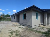 Eladó családi ház, Dunaharasztin 159.9 M Ft, 5 szobás