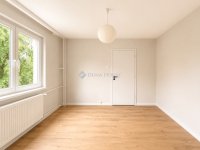Eladó panellakás, Békéscsabán 44.99 M Ft, 2 szobás