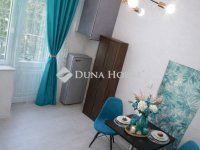 Eladó téglalakás, Budapesten, VI. kerületben 36.9 M Ft, 1 szobás