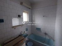 Eladó családi ház, XVI. kerületben 64.9 M Ft, 3 szobás