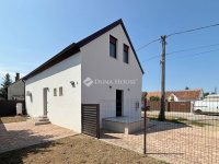 Eladó családi ház, Sárváron 81.9 M Ft, 4 szobás