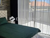 Eladó téglalakás, Szegeden 73 M Ft, 2 szobás