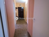 Eladó panellakás, XV. kerületben 66.5 M Ft, 3 szobás
