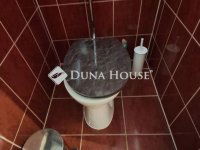 Eladó családi ház, Székesfehérvárott 131 M Ft, 6 szobás