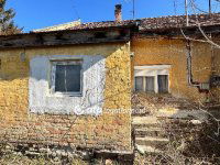 Eladó téglalakás, Pápán 14.99 M Ft, 1 szobás